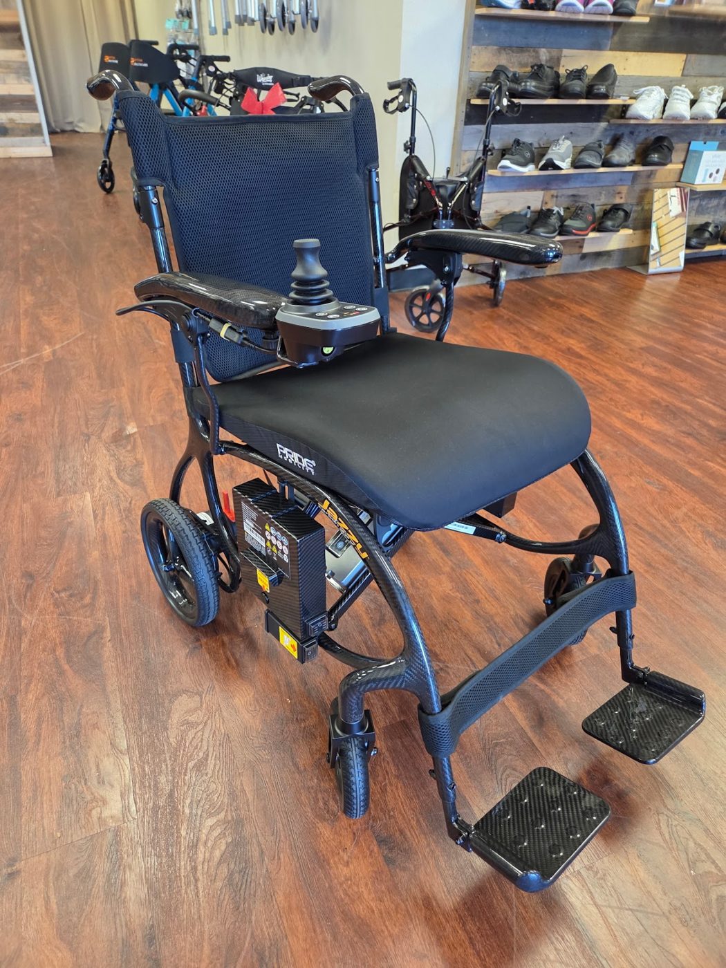 Folding power wheelchair